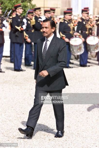 Sultan Hassanal Bolkiah Palace Photos and Premium High Res Pictures ...