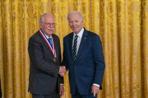 Chuck Hull recibe la Medalla Nacional de Tecnología e Innovación Faditiva