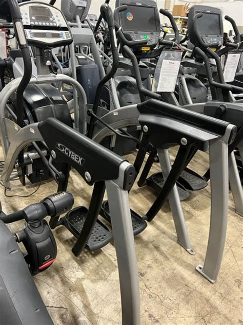 Cybex • Cybex 600a Arc Trainer Used • Americas Top Fitness Equipment