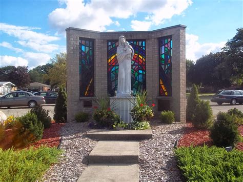 Journey to the Catholic Churches of Detroit.: St. Sabina-Dearborn Heights