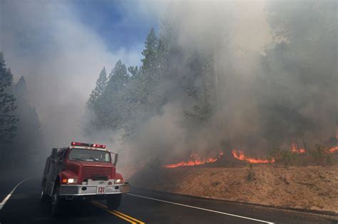 Yosemite Fire From Space Photos Released By Nasa Huffpost