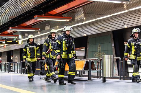 Eindrücke aus dem Übungseinsatz in der Bonner U Bahn