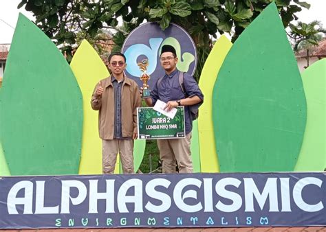 Sma Albayan Boyong Dua Piala Pada Ajang Alphaseismic Al Bayan