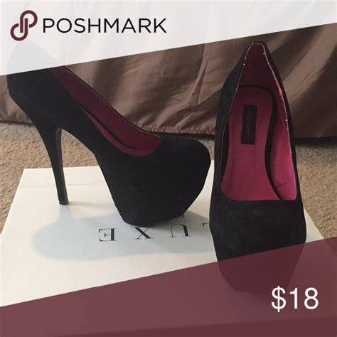 Black Fabric Platform Pumps Size 75