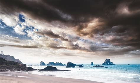 Ecola State Park Landscape On The Oregon Coastline Stock Photo ...