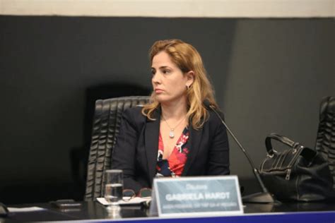 Gabriela Hardt Ju Za Que Condenou Lula A Anos De Pris O Assume