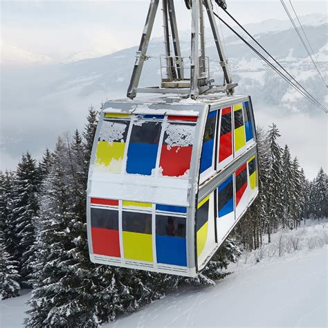 The 9 Most Dangerous Ski Slopes in the World - Powder