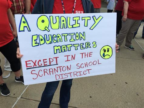 Teachers Rally at the Scranton School District - Scranton Citizen