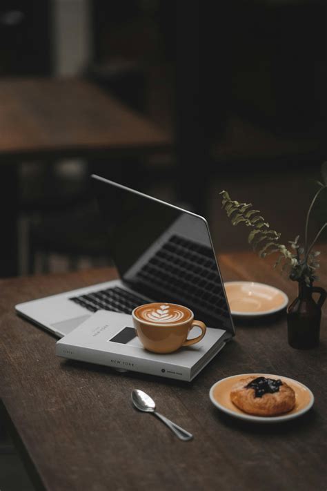 Coffee Laptop Pictures | Download Free Images on Unsplash