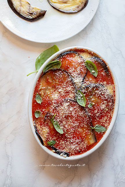 Melanzane Alla Parmigiana Ricetta Parmigiana Di Melanzane Classica