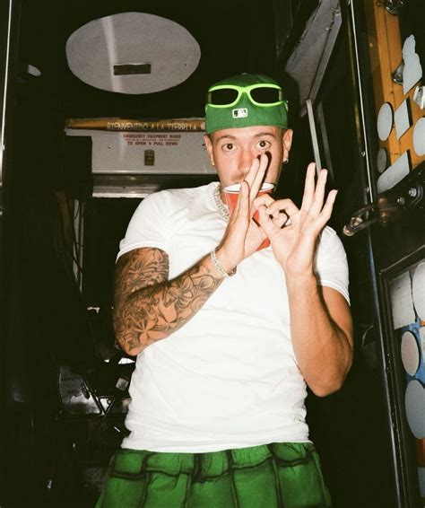 Pin En Ferxxo Frases De Reggaeton Fotos De Bad Bunny Chicos Famosos