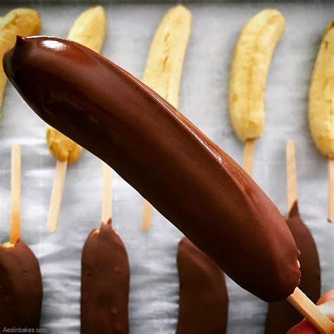 Frozen Chocolate Covered Bananas Aeslinbakes