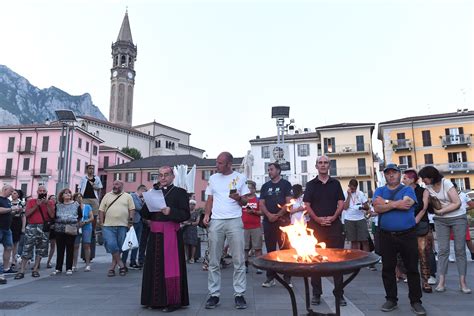 DELPINI A LECCO PARLA AI RAGAZZI IN PARTENZA PER LA GIORNATA MONDIALE