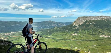 Conocer Los Espacios Naturales Más Espectaculares De Navarra En Bici