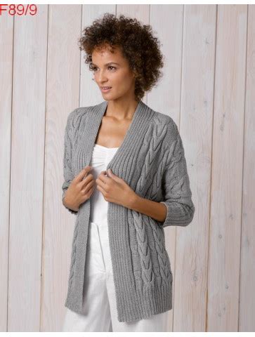 Modèle à tricoter gratuit Pull Femme Laine Katia Merino sport ou Merino