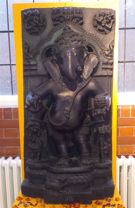 Museum Of Oxford Displays 800 Year Old Ganesha Statue Bbc News