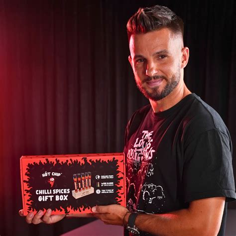 HOT CHIP Challenge nejpálivější chips na světě Real Chilli Real Heat