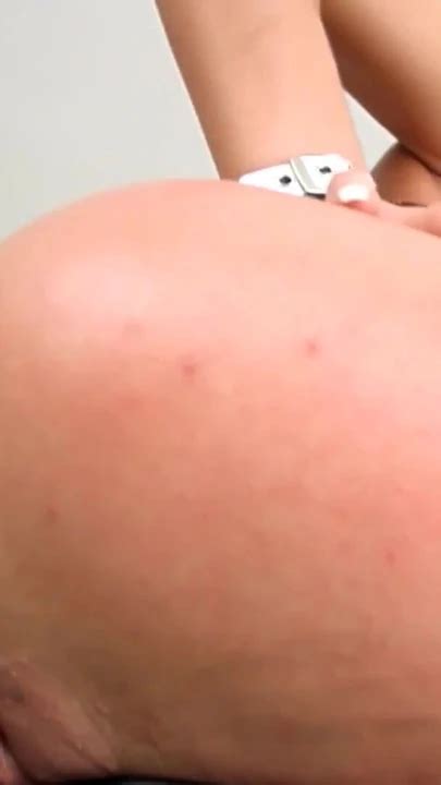 Momento épico de Viendo follar vagina afeitada xHamster