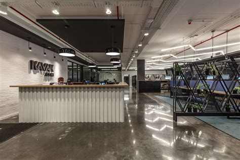 A Look Inside Kavak’s New Buenos Aires Office Hub Laptrinhx News