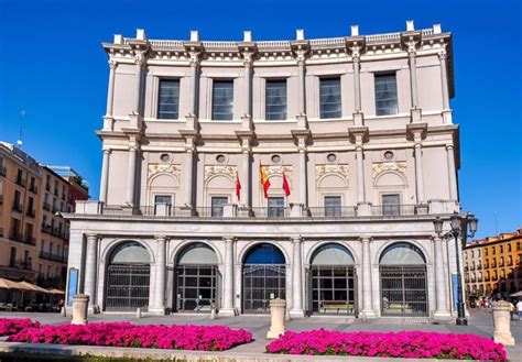 Rey Felipe El Rey Felipe Vi Preside La Gala Del Centenario De