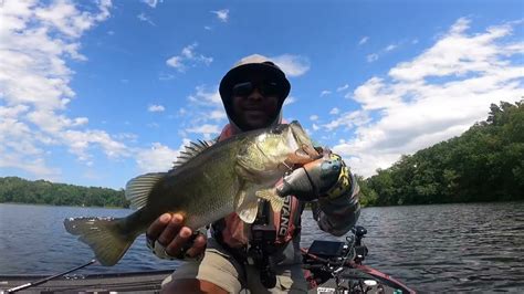 Big Wake And Crank Baits For Bass Fishing Bass Manager The Best