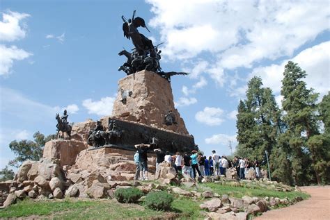 Monumento al Ejército de Los Andes Cerro de la Gloria Ciudades de