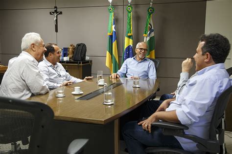 Edvaldo Recebe Visita De Diretores Da Energisa Prefeitura De Aracaju