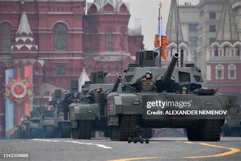 Military Tanks Parade Photos And Premium High Res Pictures Getty Images