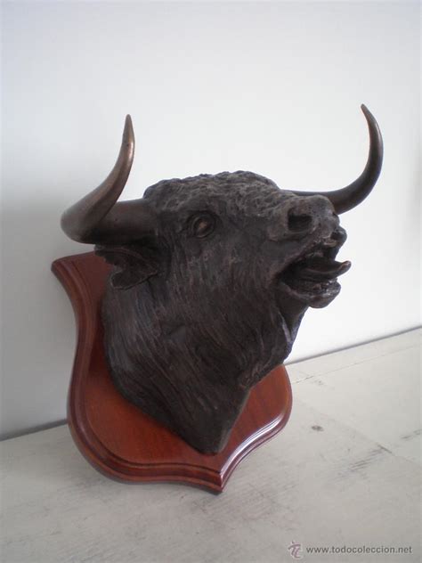 Cabeza Toro De Bronce Sobre Base Madera Siglo Comprar Esculturas De