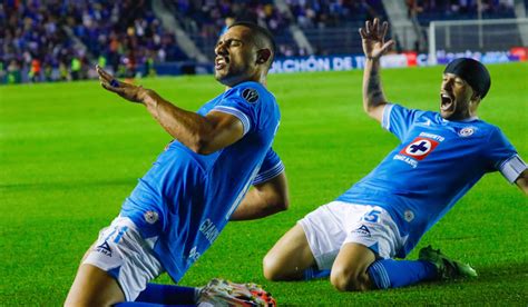 Se vale ilusionarse Así le ha ido a Cruz Azul cuando empieza invicto