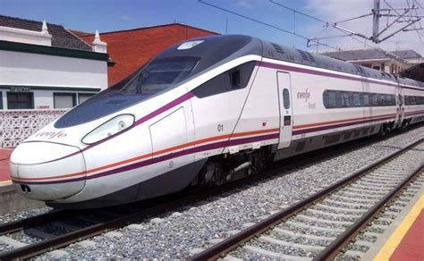 Le N Exige A Renfe El Servicio De Trenes Avant Y Mantener El Centro