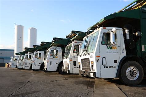 Waste Management Trucks | Waste Management - Corona Yard | Flickr