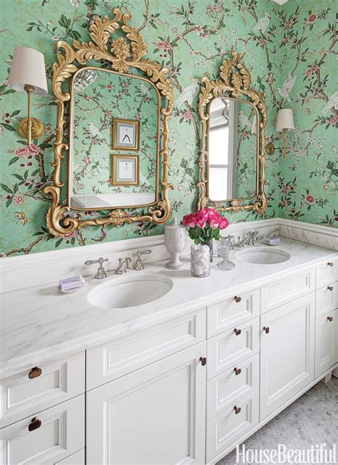 30 Gorgeous Wallpapered Bathrooms