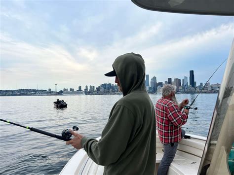 Premier Fishing Charter In Seattle Seattle Salmon Bottom Fishing