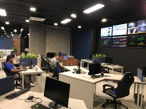 Fb Net Inaugura Nova Estrutura Meta De Ser O Maior Provedor De