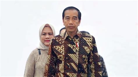 Pengamat Politik Keluarga Jokowi Makin Terbius Dengan Kekuasaan