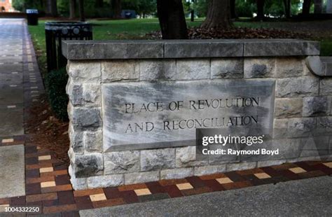 Civil Rights Memorial Montgomery Alabama Photos and Premium High Res Pictures - Getty Images