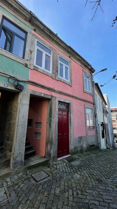 Moradia Em Banda Venda Na Rua Monte Dos Congregados Esmae