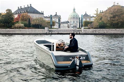 Electric Eco Friendly Boat Design - RAND Luxurious Boating Experience