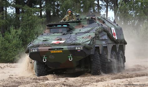 Boxer Ambulance Nl Heavy Armoured Ambulance Vehicle 8x8 By Flickr