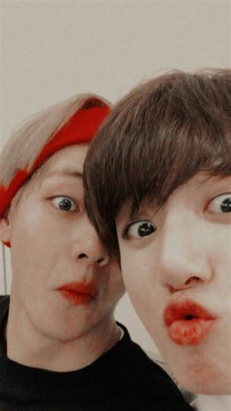 Pin By Farah Haniyah On B T S 7 Taekook Kim Namjoon Boy Groups