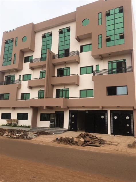 Immeuble de plusieurs appartements à louer à Sotuba ACI Bamako Ref