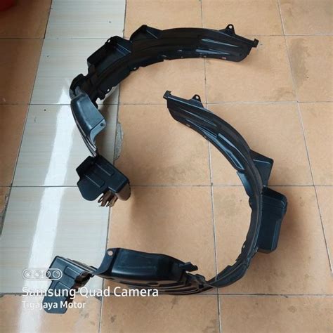 Jual Liner Fender Depan Avanza Vvti G E