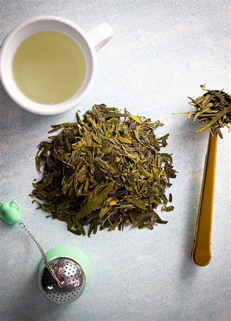 Does Green Tea Have Caffeine? From Matcha to Decaf Sencha