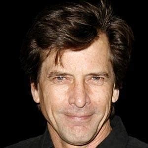 Dirk Benedict - Bio, Family, Trivia | Famous Birthdays