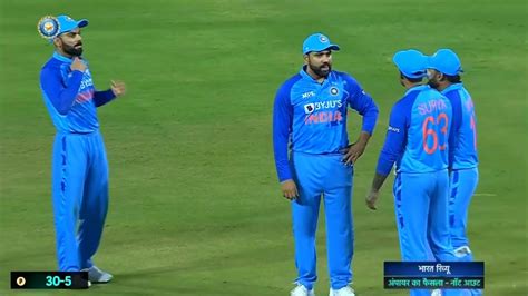 Virat Kohli Laughs At Rohit Sharma When He Hastily Took DRS On