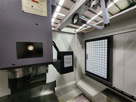 Ycm Xv A Cnc Vertical Machining Center For Sale Tramar