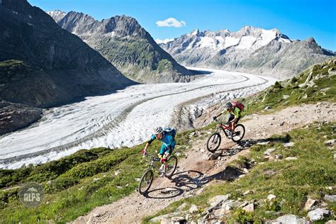 The perfect Swiss road biking tour to experience all the best passes