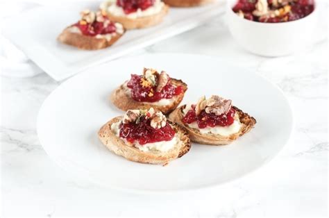 Easy Cranberry Brie Crostini Lively Table