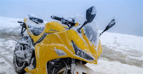 Motorcycle in Snow · Free Stock Photo